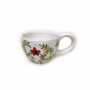 Filiżanka ceramiczna biała w kwiaty