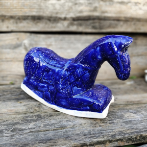 Skarbonka koń na biegunach