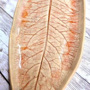 Liść ceramiczny
