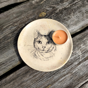 talerz ceramiczny z rysunkiem kota