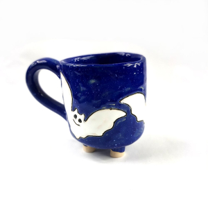 Kubek ceramiczny z nietoperzami
