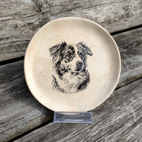 talerz ceramiczny z rysunkiem psa
