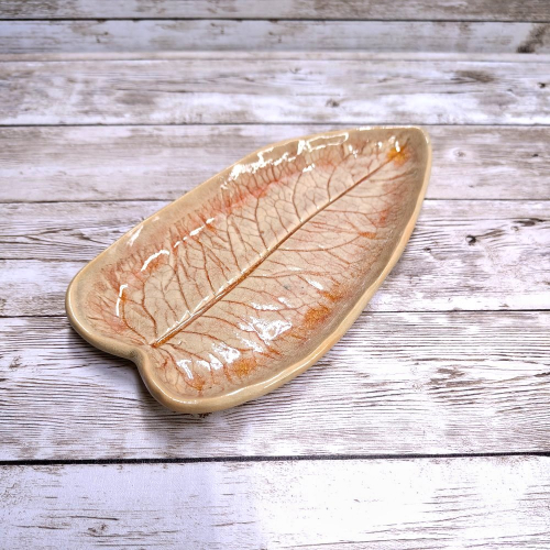 Liść ceramiczny