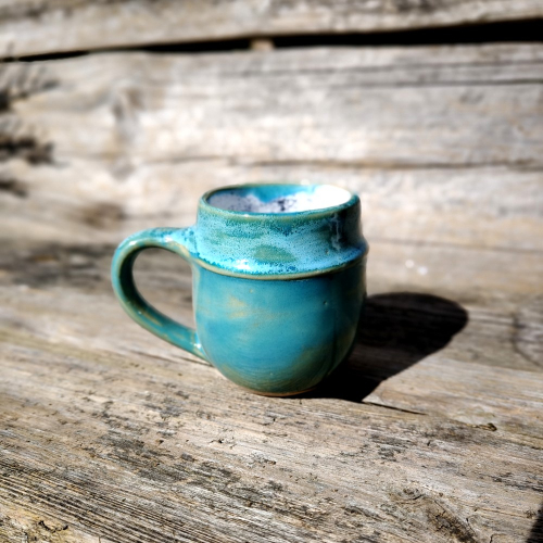 Kubek ceramiczny obręcz turkus