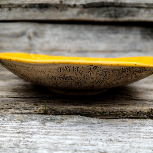 Duża żółta misa ceramiczna