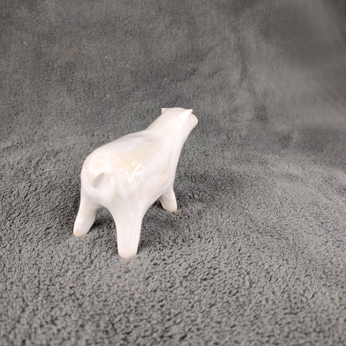 Figurka niedźwiedź polarny