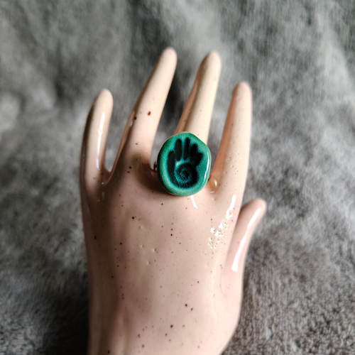 Pierścionek ceramiczny