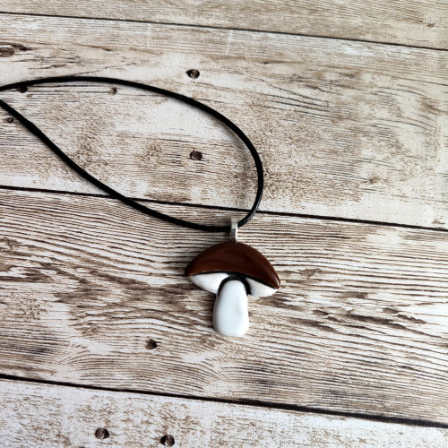 Wisiorek ceramiczny GRZYB